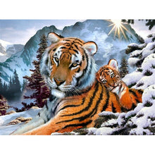 Load image into Gallery viewer, 5D Diamond Painting Tiger Full Round Drill Mosaic Diamond Embroidery Cross Stitch Animal rhinestones DIY Wall Sticker Decor Gift