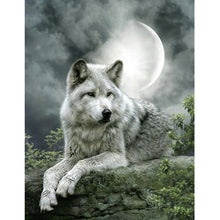 Load image into Gallery viewer, 5D Diamond Painting Animal Wolf Diamond Embroidery For Children Hobby And Handicraft Full Round Drill Rhinestones Pictures - SallyHomey Life's Beautiful
