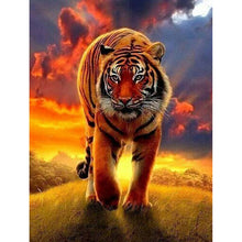 Load image into Gallery viewer, 5D DIY Diamond Painting Tiger Cross Stitch Full Round Drill Mosaic Animal Diamond Embroidery Manual Art Gift Home Decor Wall - SallyHomey Life's Beautiful