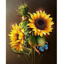 Load image into Gallery viewer, DIY 5D Diamond Painting Flower Butterfly Diamond Embroidery Animal Cross Stitch Kits Mosaic Full Round Drill Rhinestone Decorr - SallyHomey Life's Beautiful