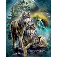 Load image into Gallery viewer, 5D Diamond Painting Animal Wolf Diamond Embroidery For Children Hobby And Handicraft Full Round Drill Rhinestones Pictures - SallyHomey Life's Beautiful