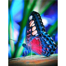 Load image into Gallery viewer, DIY 5D Diamond Painting Butterfly Animal Mosaic Full Round Rhinestone Diamond Embroidery Flowers Cross Stitch Kits Home Decor - SallyHomey Life's Beautiful