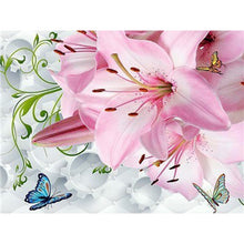 Load image into Gallery viewer, DIY 5D Diamond Painting Butterfly Flower Full Round Rhinestone Diamond Embroidery Animal Mosaic Cross Stitch Kits Decor Home