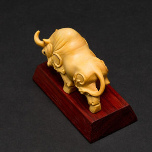 Chinese Mascot Charging Bull Wealth Animal Sculpture Crafts Lucky Bulls statue Gothic Boxwood Miniature Creative Feng Shui